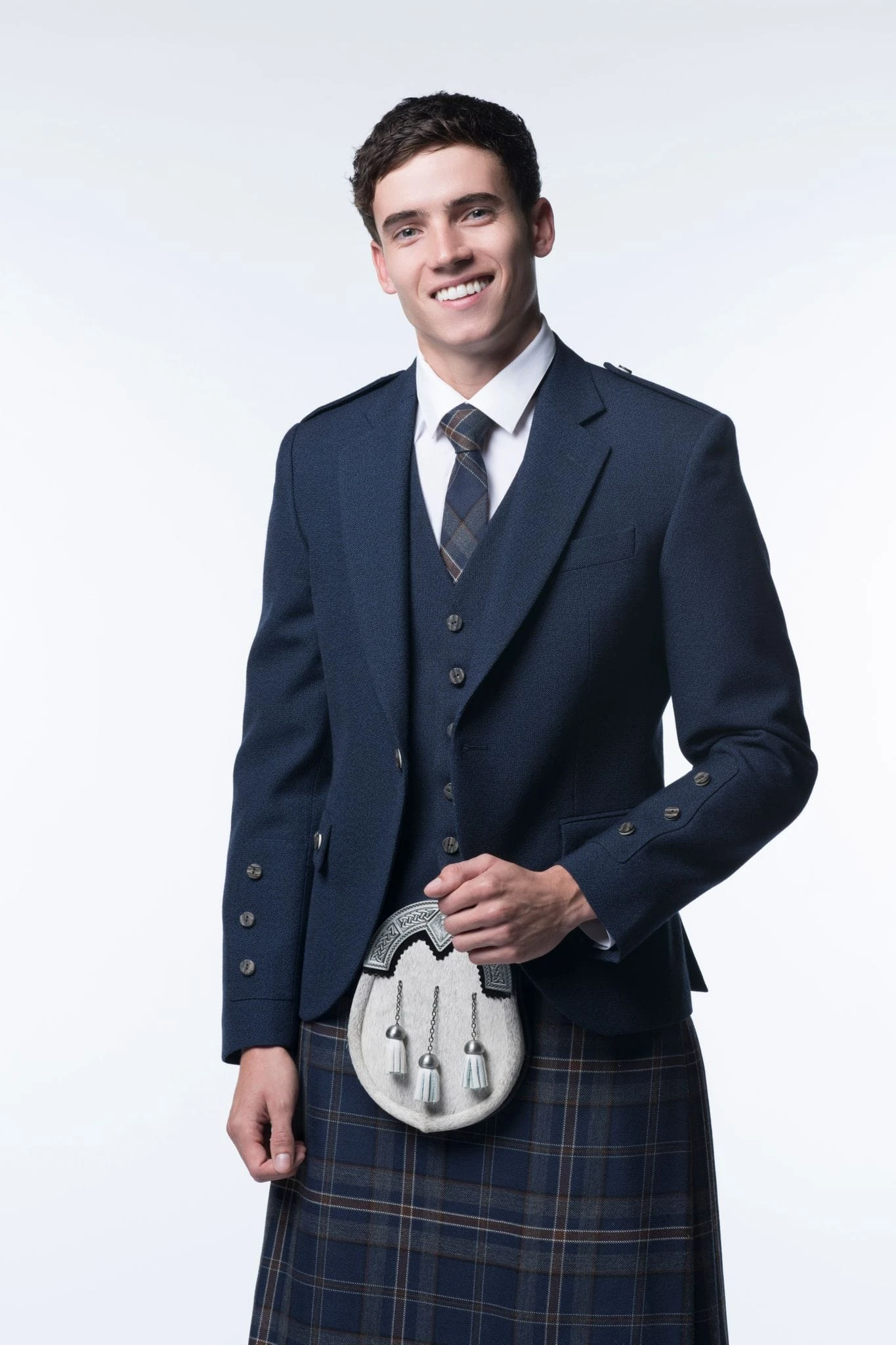 Arran Navy Tweed Kilt Jacket And Waistcoat 4 Arran Navy Tweed Kilt Jacket And Waistcoat - Image 2