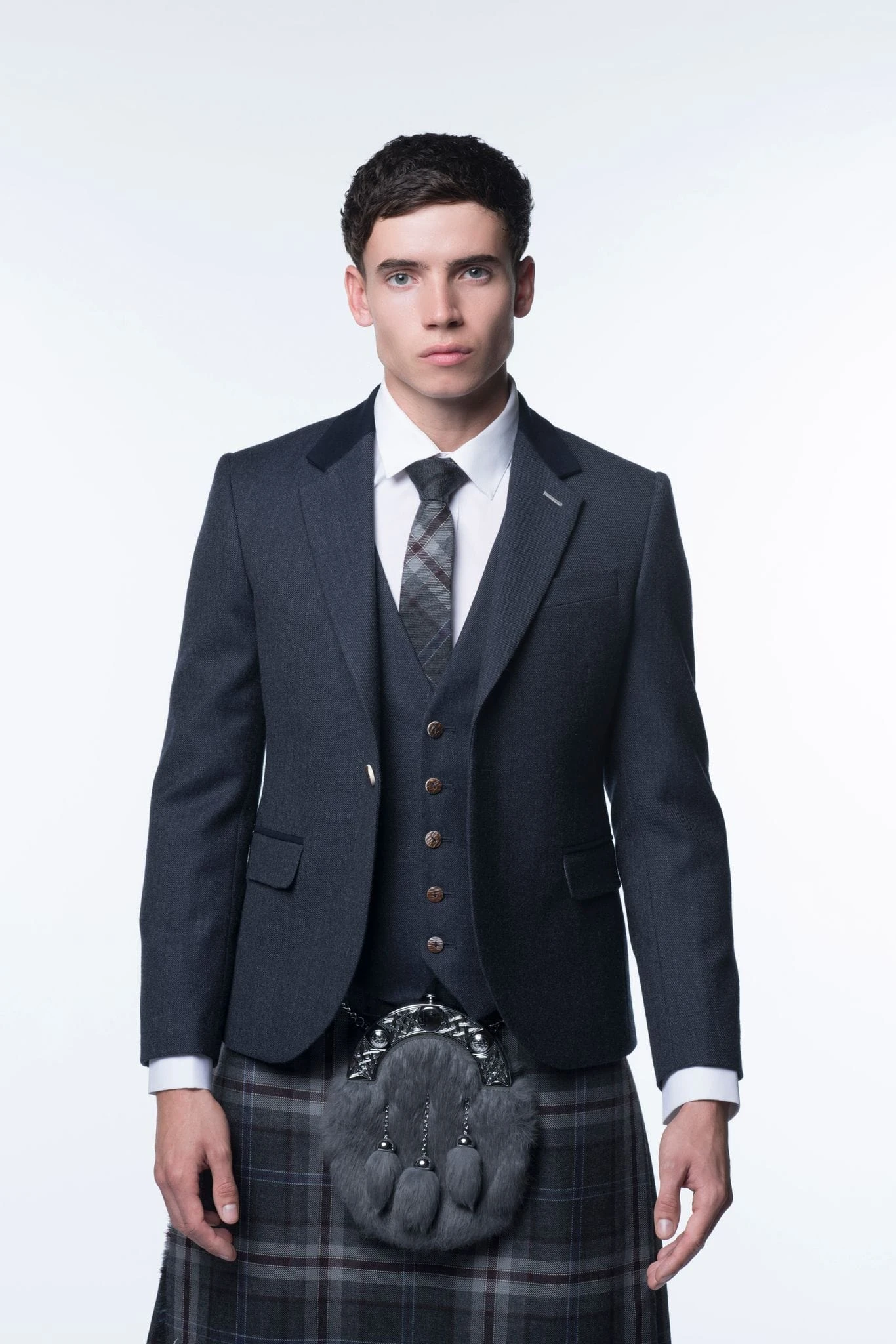 Signature Collection Jacket & Waistcoat 4 Signature Collection Jacket & Waistcoat - Image 2