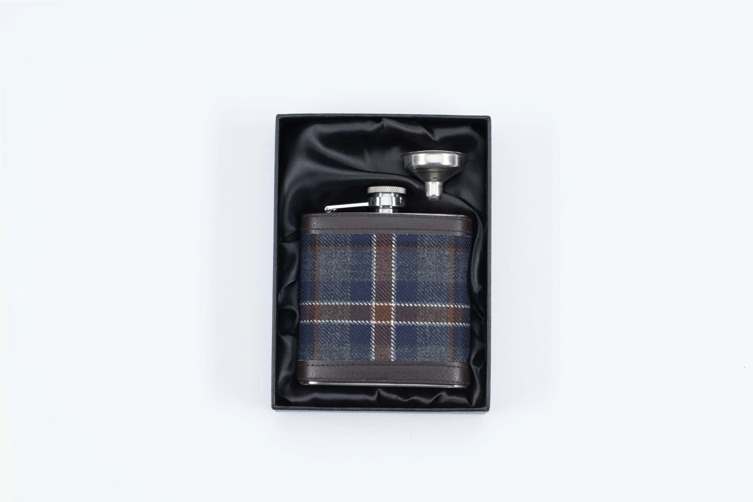 Mist Tartan Hip Flask 5 Mist Tartan Hip Flask - Image 3