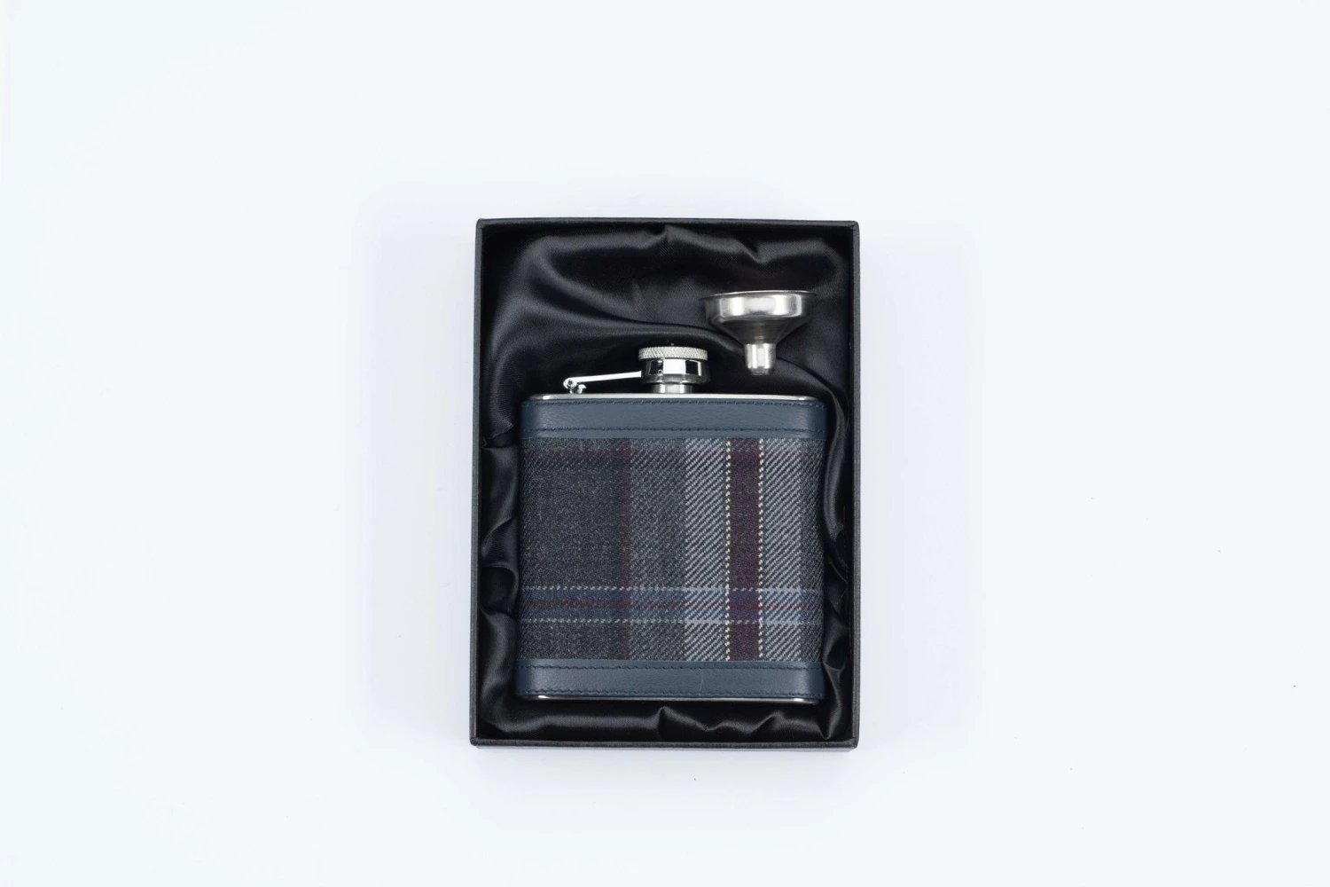 Mist Tartan Hip Flask 9 Mist Tartan Hip Flask - Image 7