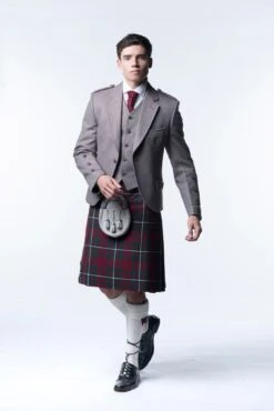 Russet Red Tweed Kilt Outfit