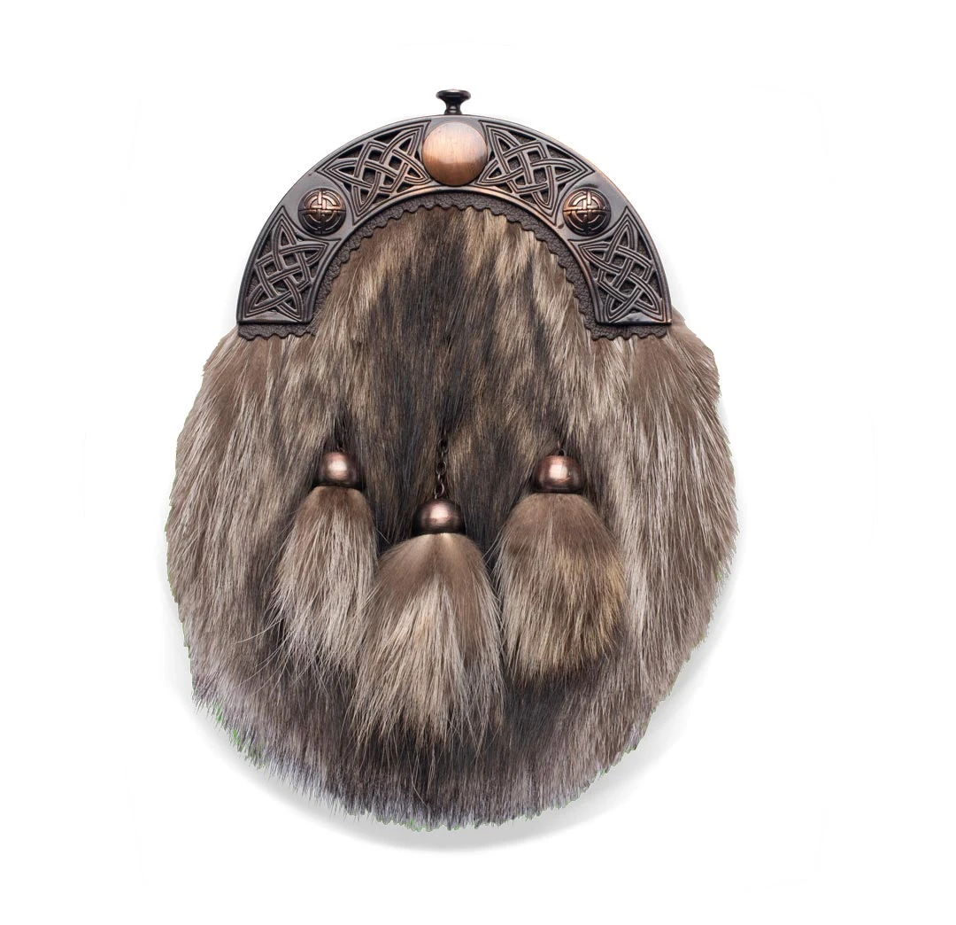 Racoon Dress Sporran With Copper Cut-Out Celtic Cantle (WES) 3 Racoon Dress Sporran With Copper Cut-Out Celtic Cantle (WES)