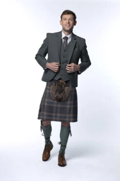 Scottish Clothing Store 19 Tarbert Tweed Kilt Outfit