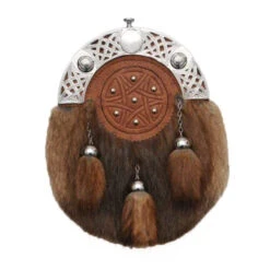 Celtic Targe Dress Sporran With Musquash Fur (WES-EW3KAT-MUS)