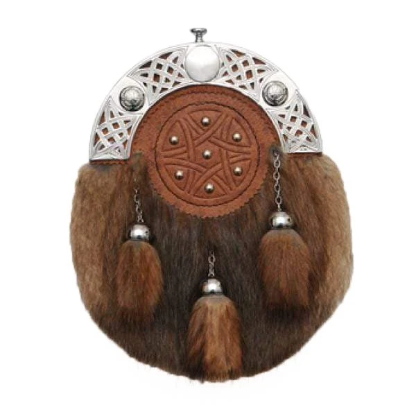 Celtic Targe Dress Sporran With Musquash Fur (WES-EW3KAT-MUS) 3 Celtic Targe Dress Sporran With Musquash Fur (WES-EW3KAT-MUS)