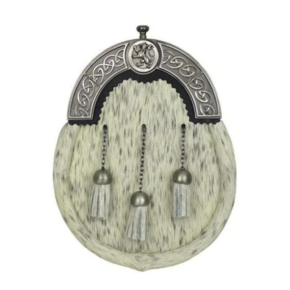 Light Bovine Dress Sporran With Antique Lion Cantle (WES1) 3 Light Bovine Dress Sporran With Antique Lion Cantle (WES1)